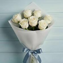 Букет 7 Белых роз Эдлесс Лав в Воронеже