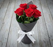 Букет 5 Красных роз Эдлесс Лав #REPLACE_PRED# Воронеже