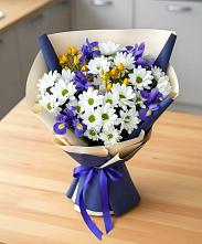 Букет цветов из:  Розы, Ирисы и Хризантемы в Воронеже