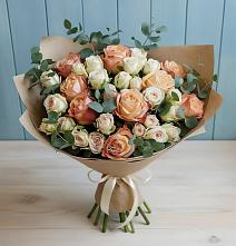 Букет цветов из:  Альстромерии и Розы в Воронеже